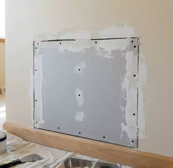 Why Homeowners and Businesses Choose Dallas Water Restoration Pro for Fixing Water Damaged Drywall in Dallas, TX?